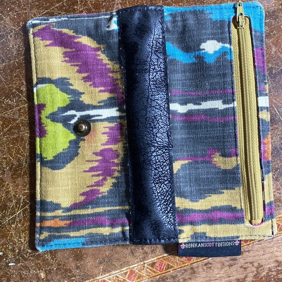Rebekah Scott Designs wallet - Picture 6 of 7